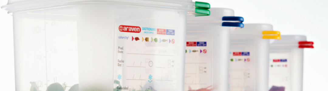 Araven plastic storage containers in a row witgh colour clips to prevent cross contamination